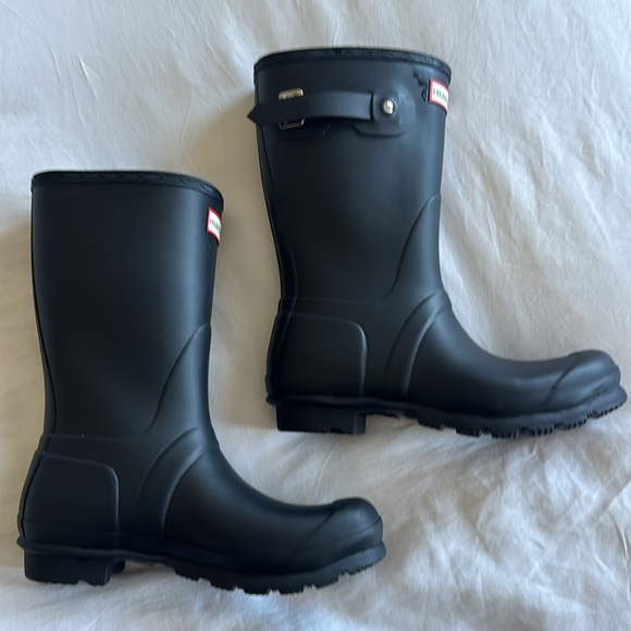 Hunter Shoes - HUNTER Original Short Matte Rain Boot - Women's